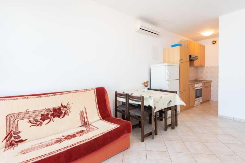Apartmani Dubravko Putnikovic Exterior photo